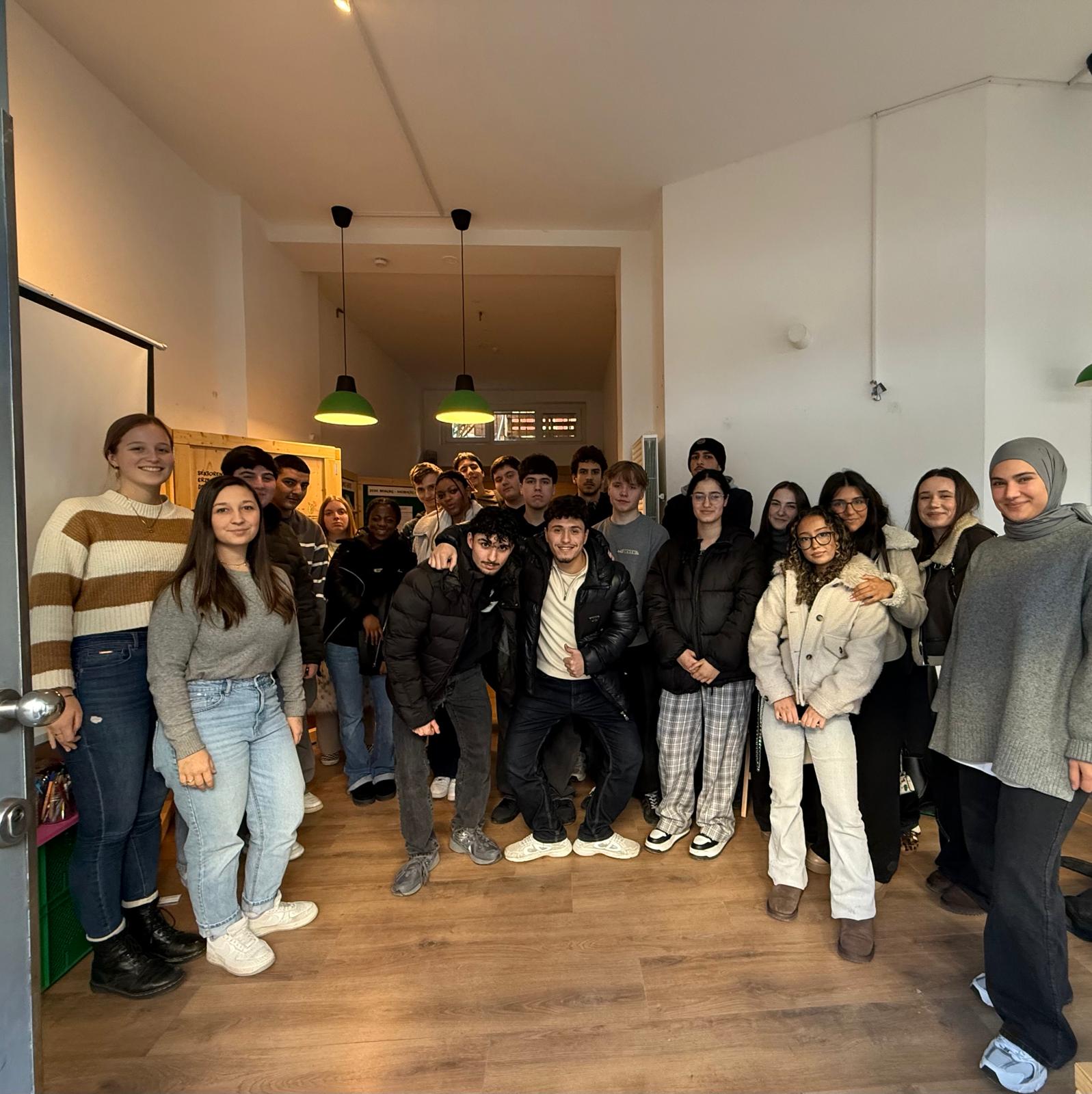 PHOTO 2025 12 11 17 53 16