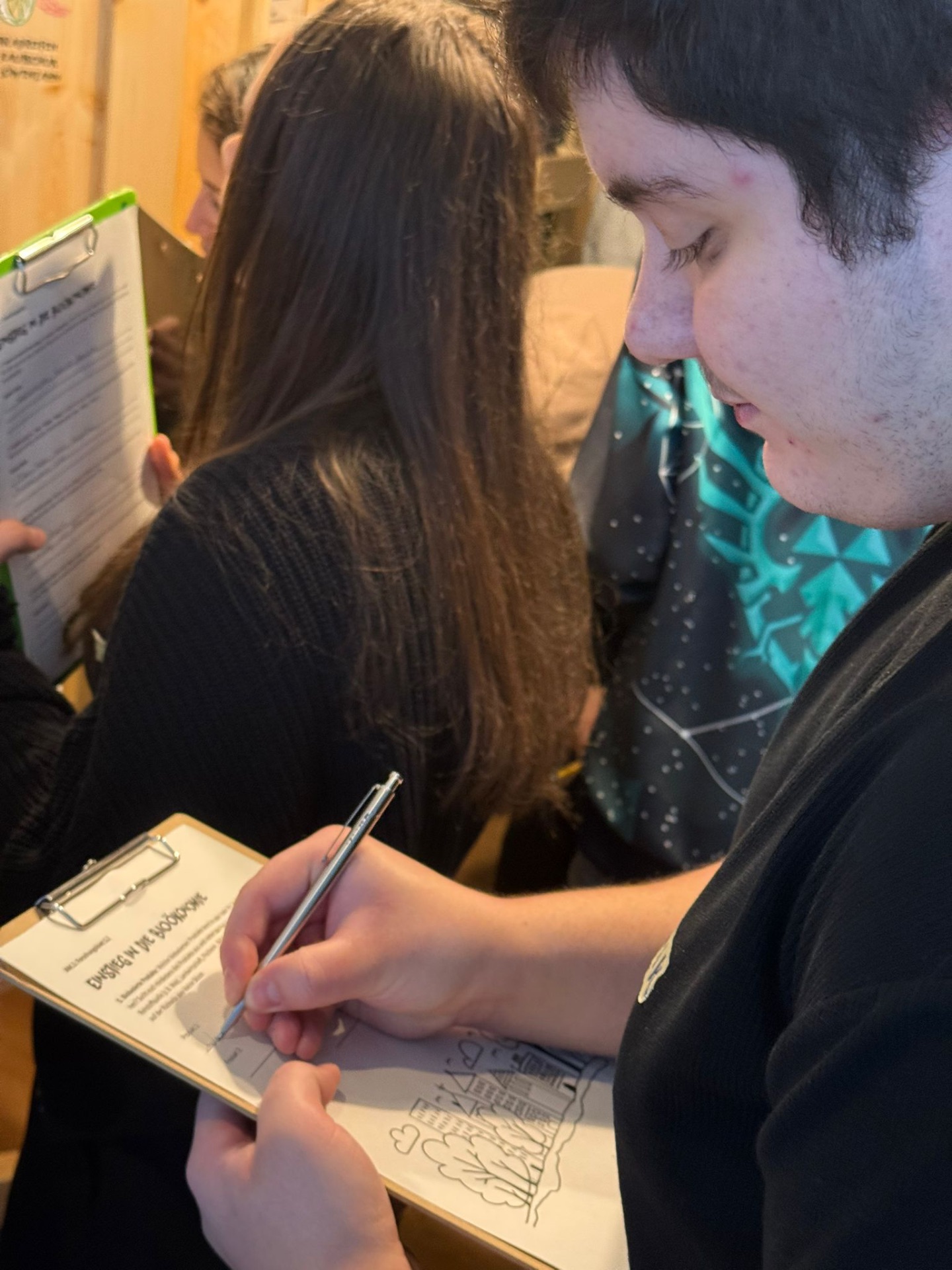 PHOTO 2025 12 11 18 00 23 10