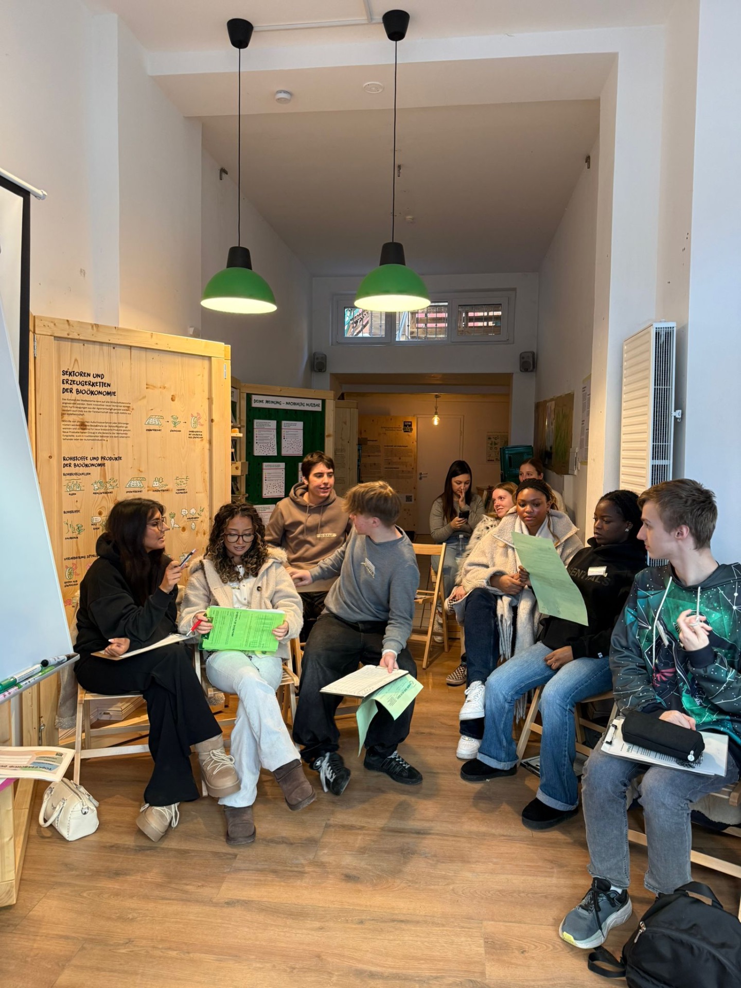 PHOTO 2025 12 11 18 00 23 4